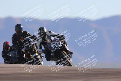 media/Nov-06-2023-Moto Forza (Mon) [[ce023d0744]]/3-Intermediate Group/Session 5 (Turn 9)/